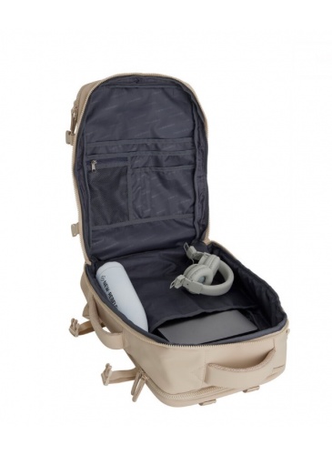 New Rebels Jessi Womby Cabin Backpack Beige