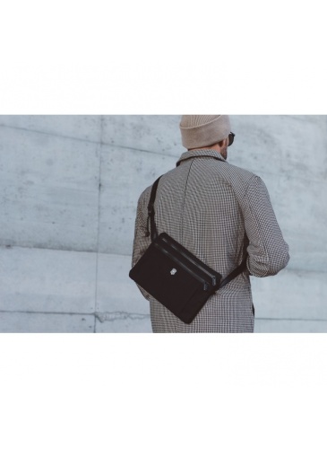 Üleõlakott VICTORINOX LIFESTYLE ACCESSORY black